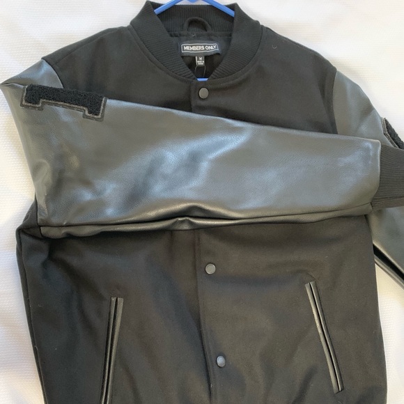 Members Only Men’s Jacket - Picture 4 of 8